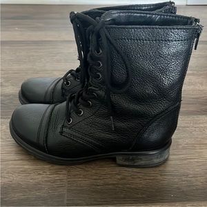 Steve Madden Boots